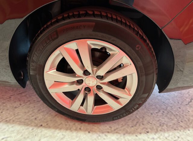 PEUGEOT 308 SW lleno