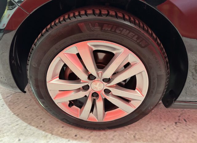 PEUGEOT 308 SW lleno