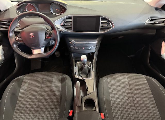 PEUGEOT 308 SW lleno