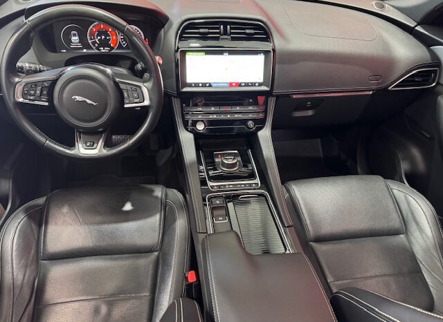 JAGUAR F-PACE lleno