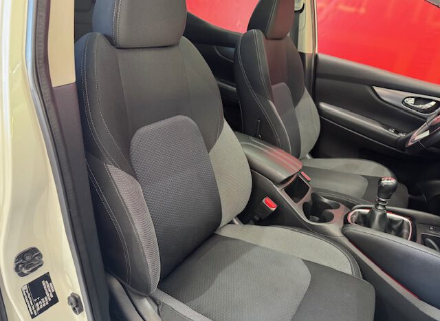 NISSAN QUASQAI lleno