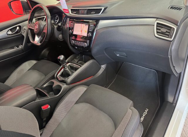 NISSAN QUASQAI lleno