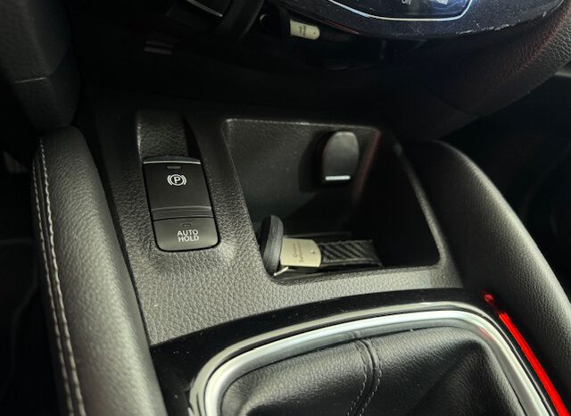 NISSAN QUASQAI lleno