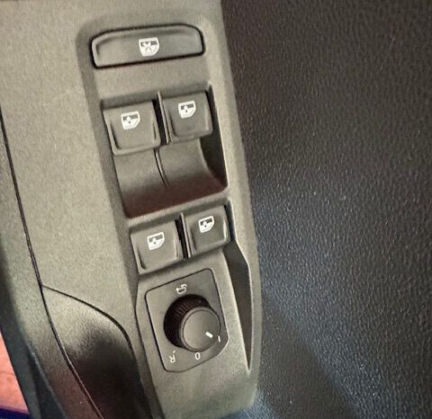 SEAT IBIZA GNC lleno