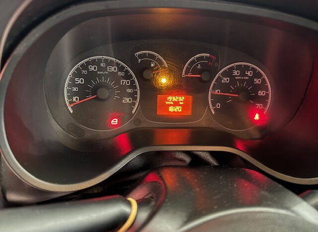 FIAT DOBLO FRIGO lleno