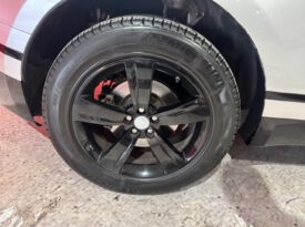 LAND ROVER VELAR