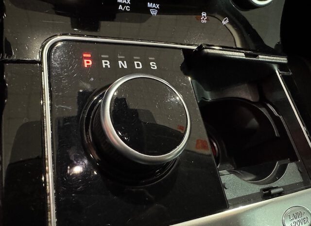 LAND ROVER VELAR lleno