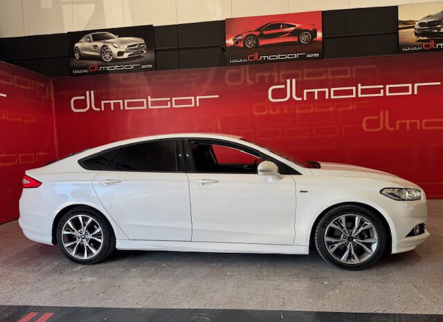 FORD MONDEO lleno