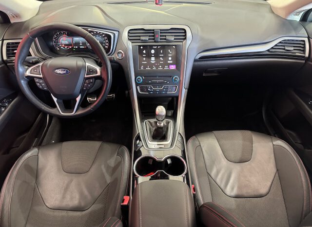 FORD MONDEO lleno