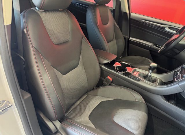 FORD MONDEO lleno