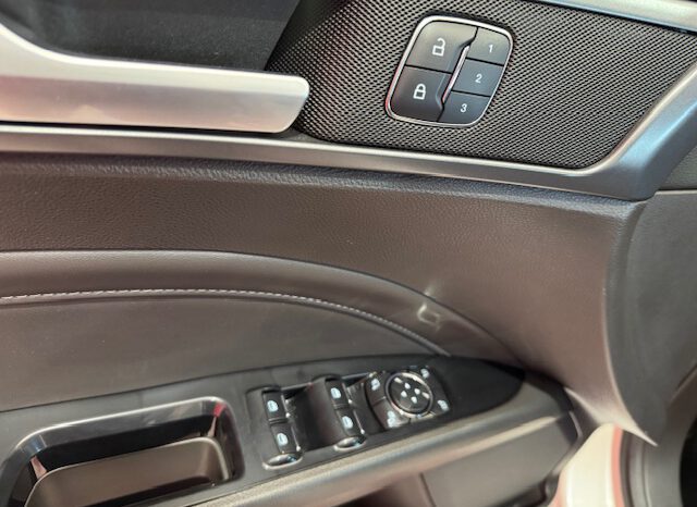 FORD MONDEO lleno
