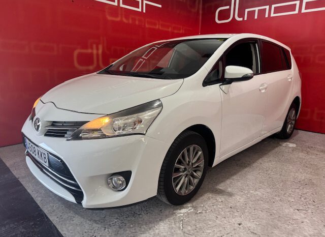 TOYOTA VERSO 7 PLAZAS lleno