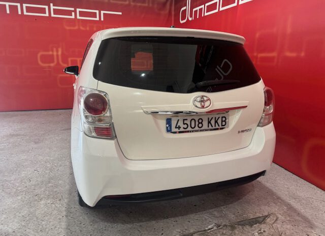 TOYOTA VERSO 7 PLAZAS lleno