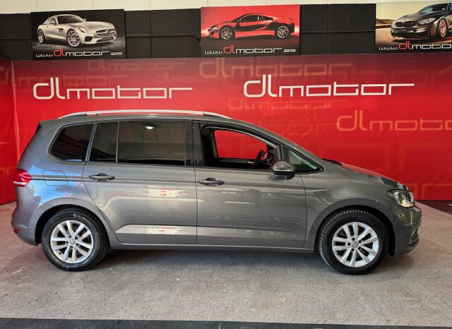 VOLKSWAGEN TOURAN 7 PLAZAS lleno