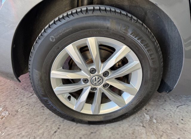VOLKSWAGEN TOURAN 7 PLAZAS lleno