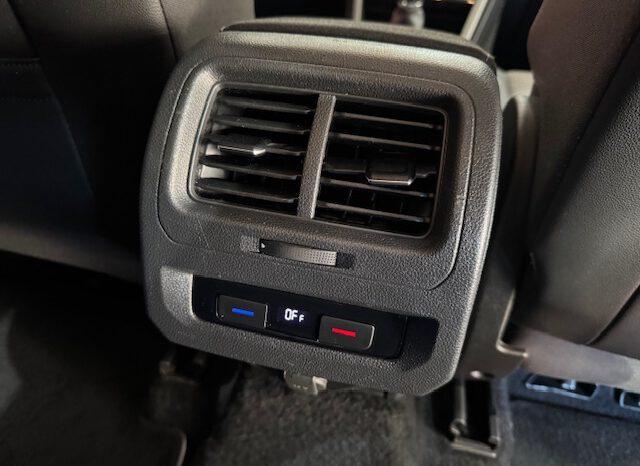 VOLKSWAGEN TOURAN 7 PLAZAS lleno