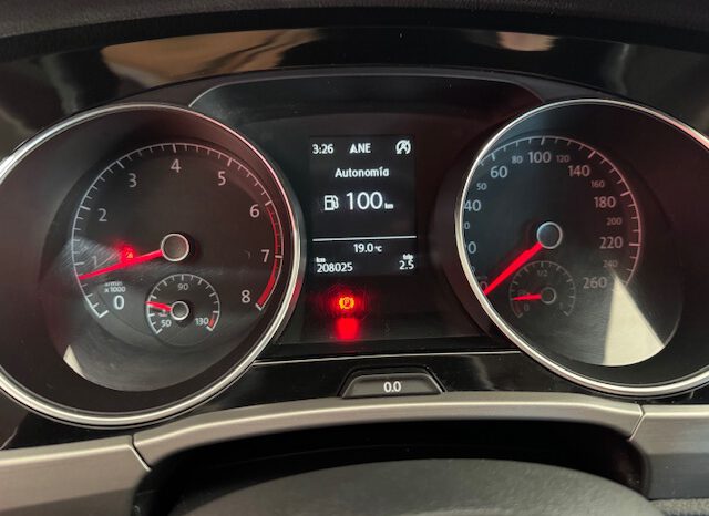 VOLKSWAGEN TOURAN 7 PLAZAS lleno