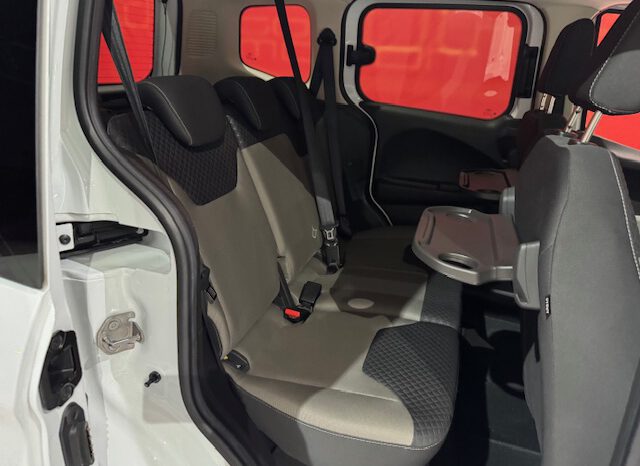 FORD TOURNEO COURIER lleno