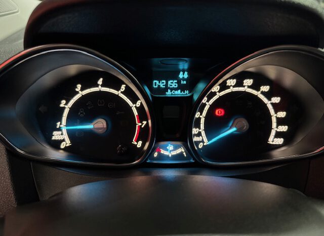 FORD TOURNEO COURIER lleno