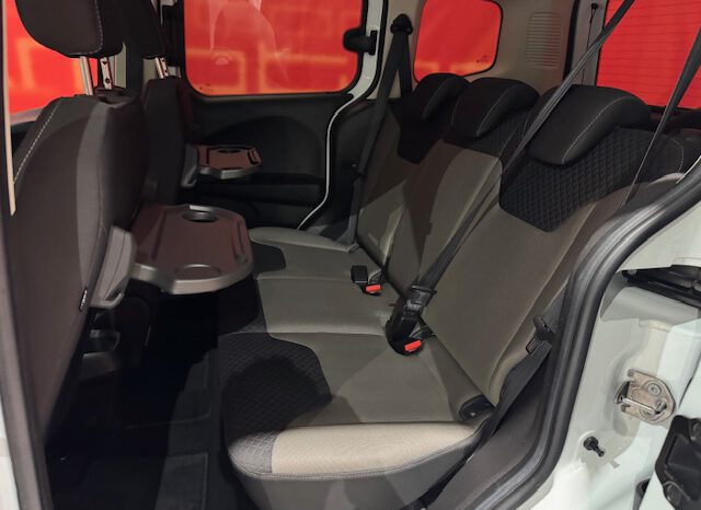 FORD TOURNEO COURIER lleno