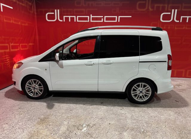 FORD TOURNEO COURIER lleno