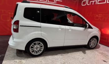 FORD TOURNEO COURIER lleno