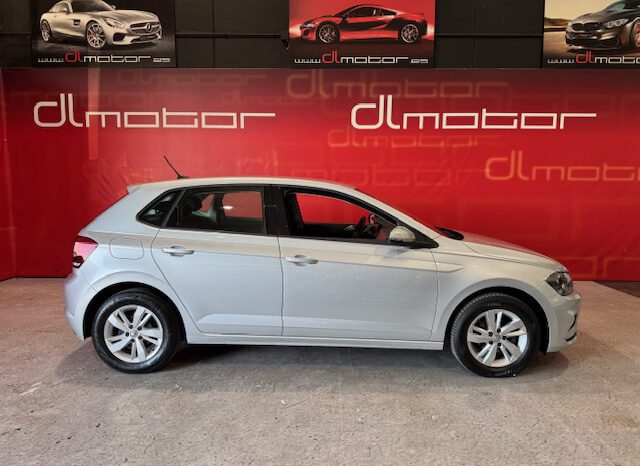 VOLKSWAGEN POLO lleno