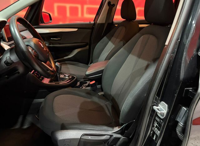 BMW GRAN TOURER 218 D 7 PLAZAS lleno