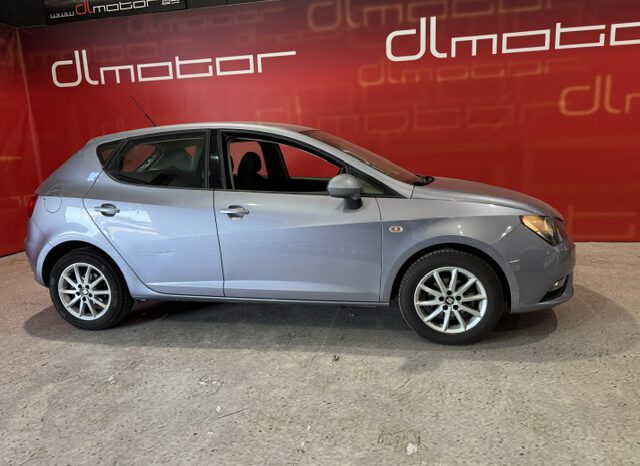 SEAT IBIZA lleno