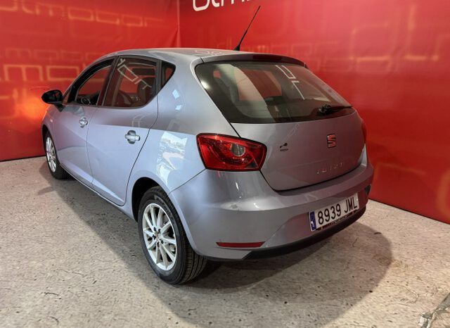 SEAT IBIZA lleno